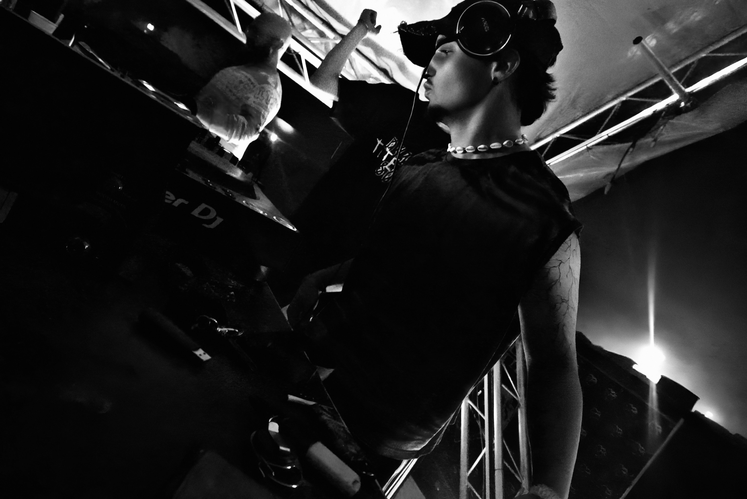 FAZI, photo 5
