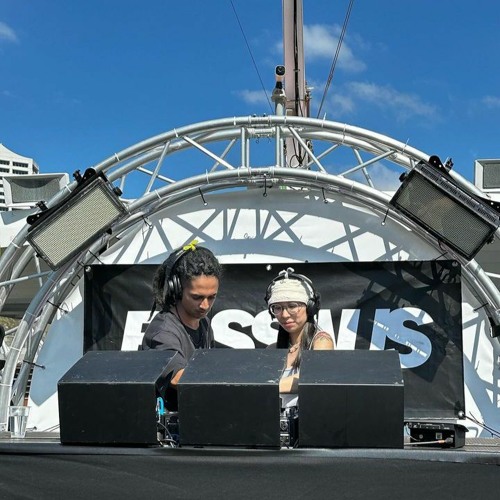 BASS BOAT 003 | GNOMU B2B HOWABOUT by g̸̡̲͉̘̩͒̊n̴̛͇̈́̌̉̆̋̇͝ͅo̷͓͎̥̼̹̓͜ͅm̵̡̡̼̫̫̼̐̾̈̀̀̾̀̕u̶̅